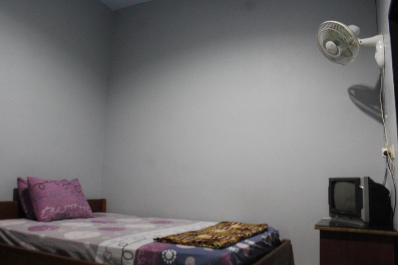 Penginapan Artha Praya Buitenkant foto