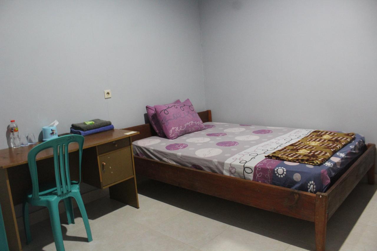 Penginapan Artha Praya Buitenkant foto